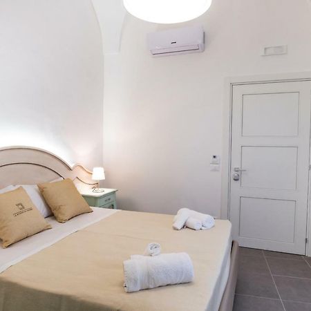 Le Stanze Del Duomo Bed & Breakfast Lecce Dış mekan fotoğraf