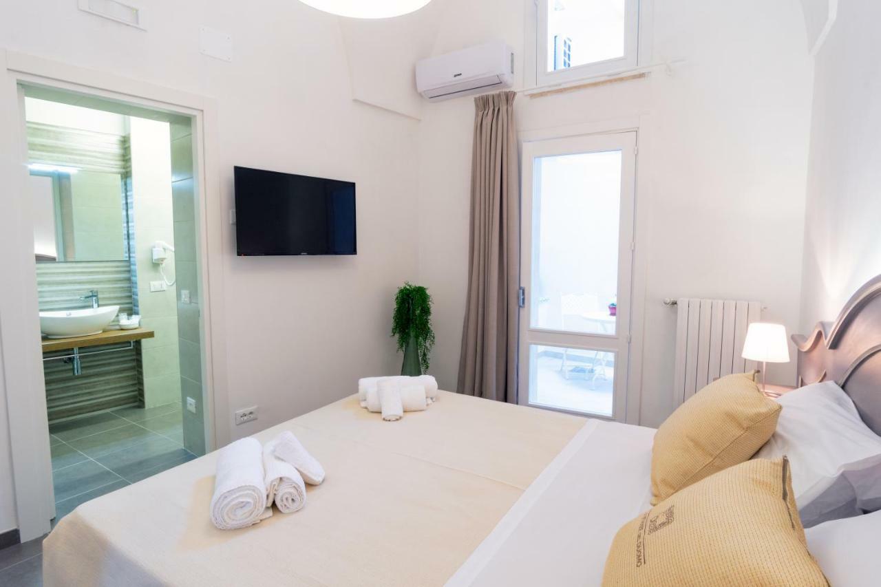 Le Stanze Del Duomo Bed & Breakfast Lecce Dış mekan fotoğraf