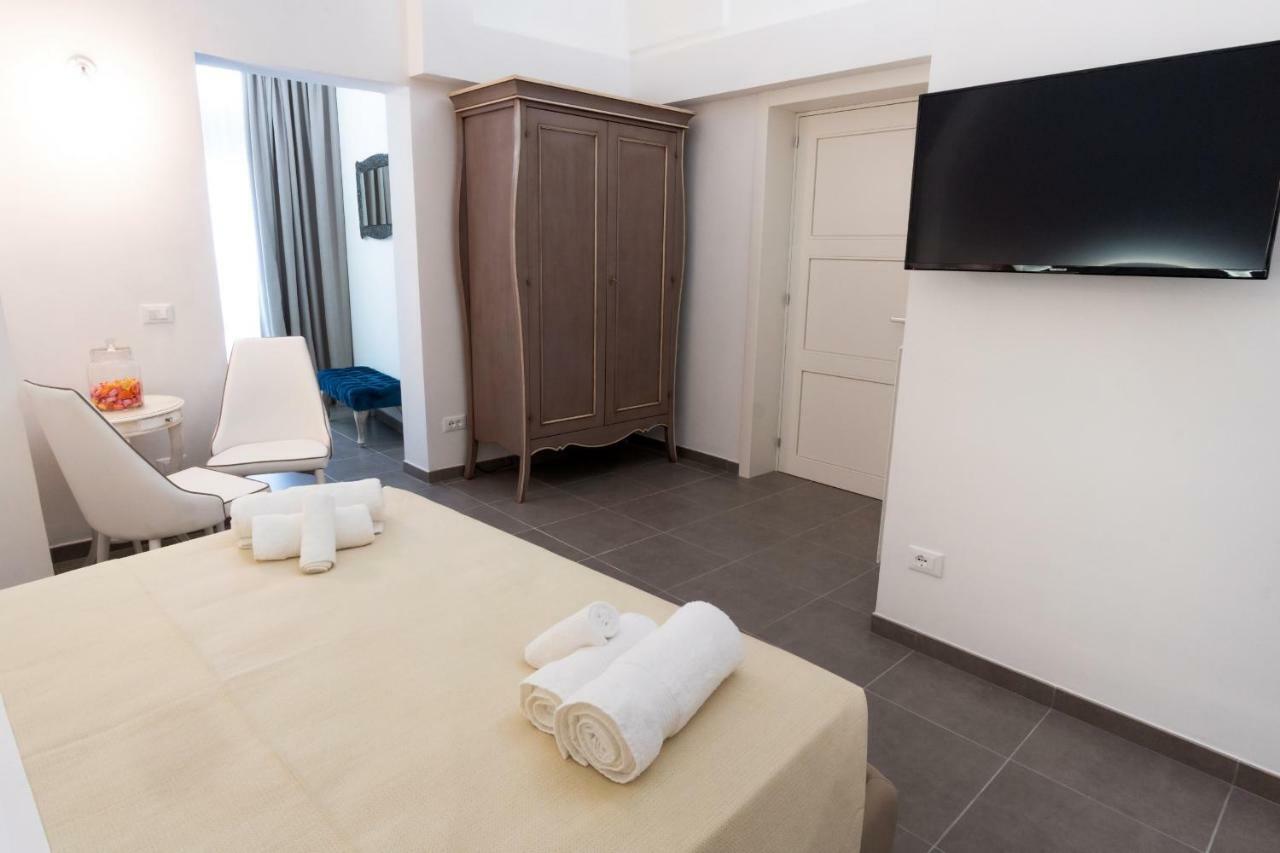 Le Stanze Del Duomo Bed & Breakfast Lecce Dış mekan fotoğraf