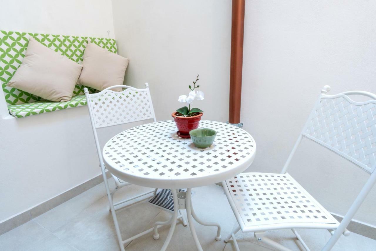 Le Stanze Del Duomo Bed & Breakfast Lecce Dış mekan fotoğraf