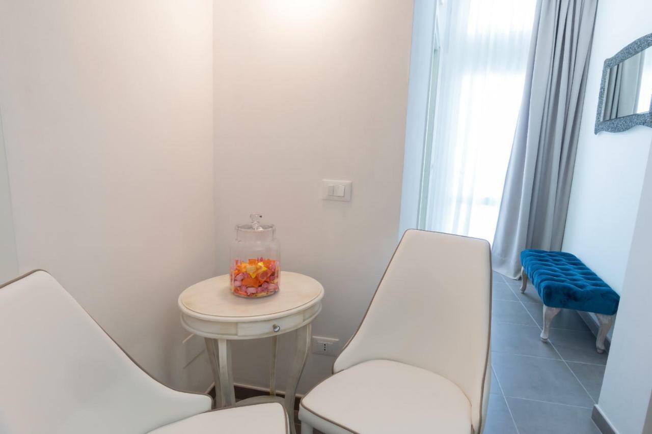 Le Stanze Del Duomo Bed & Breakfast Lecce Dış mekan fotoğraf