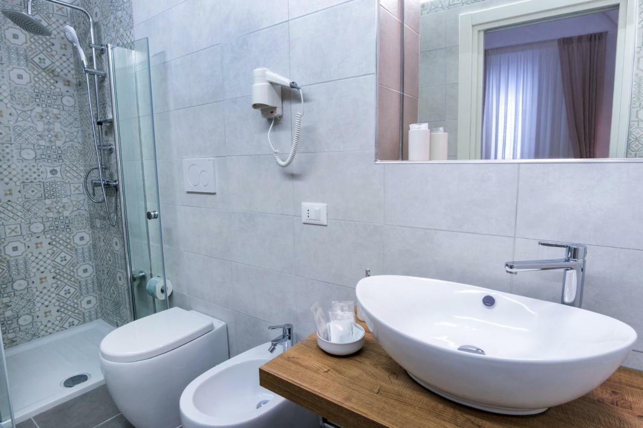 Le Stanze Del Duomo Bed & Breakfast Lecce Dış mekan fotoğraf